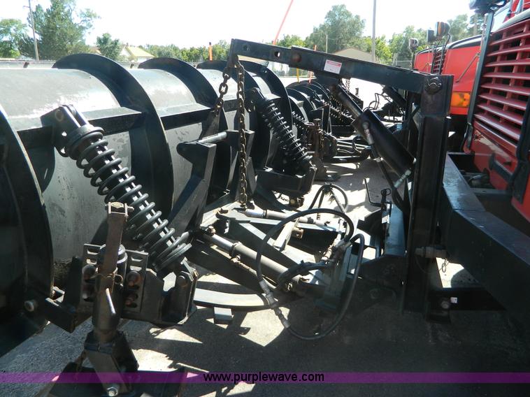 image for item D6064 1999 International 4900 dump truck