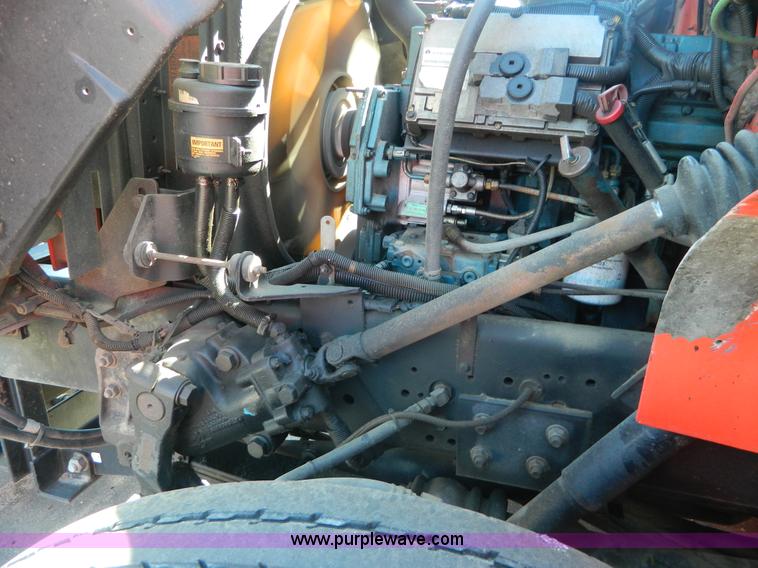 image for item D6064 1999 International 4900 dump truck