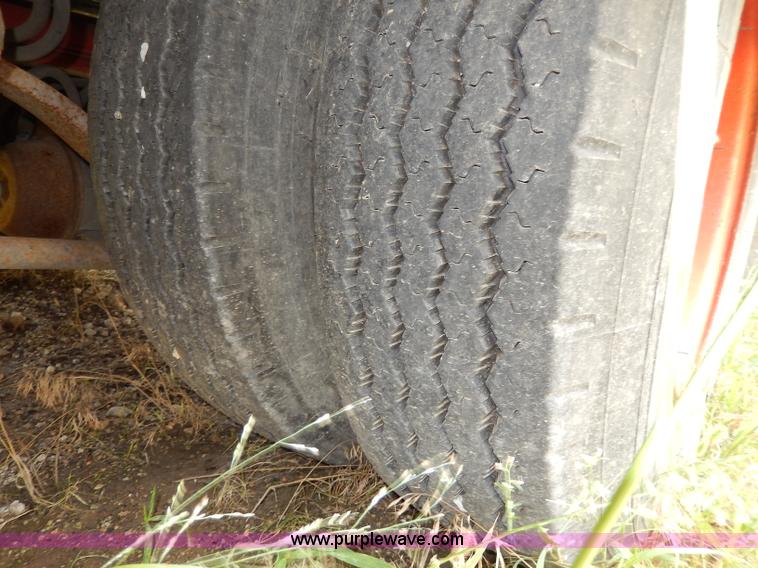 image for item H6834 1997 Landoll 345-31 trailer