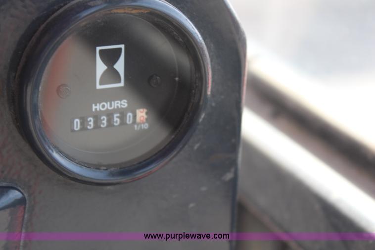 image for item H6836 1997 Galion 830B motor grader