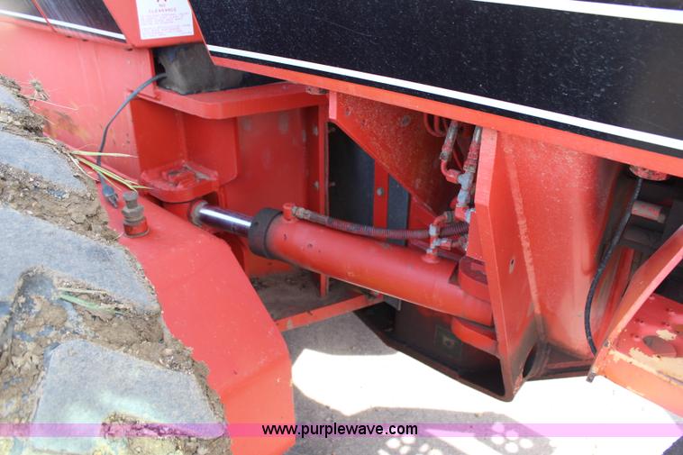 image for item H6836 1997 Galion 830B motor grader