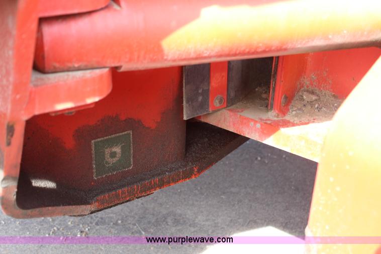 image for item H6836 1997 Galion 830B motor grader