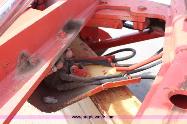 image for item H6836 1997 Galion 830B motor grader