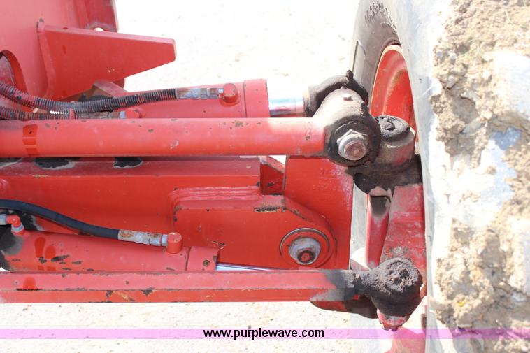 image for item H6836 1997 Galion 830B motor grader