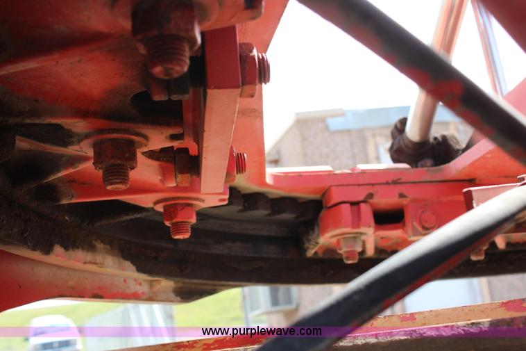 image for item H6836 1997 Galion 830B motor grader