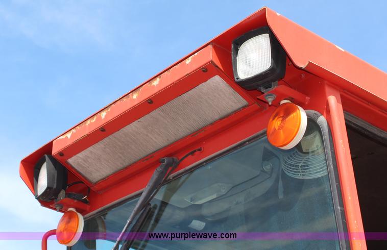 image for item H6836 1997 Galion 830B motor grader