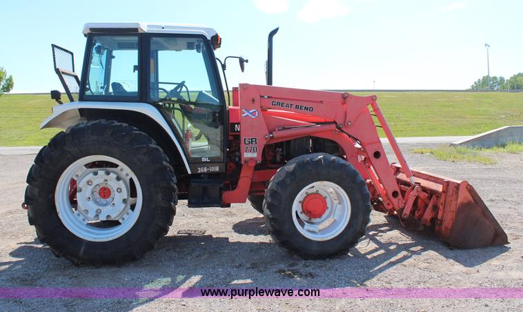 image for item H6908 1997 New Holland 7740SL MFWD tractor