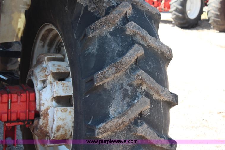 image for item H6908 1997 New Holland 7740SL MFWD tractor