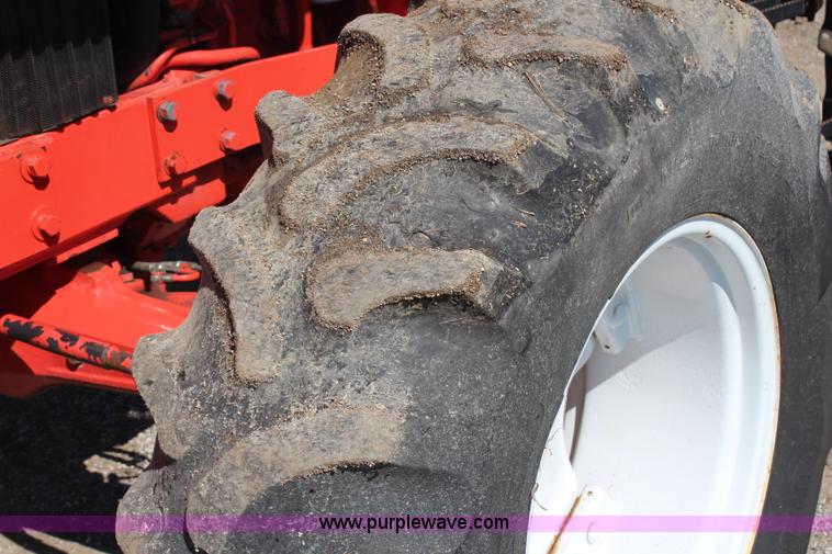 image for item H6908 1997 New Holland 7740SL MFWD tractor