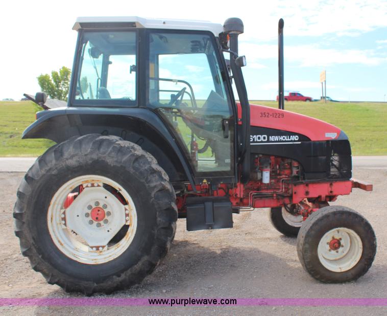 image for item H6909 1999 Ford New Holland TS100 tractor