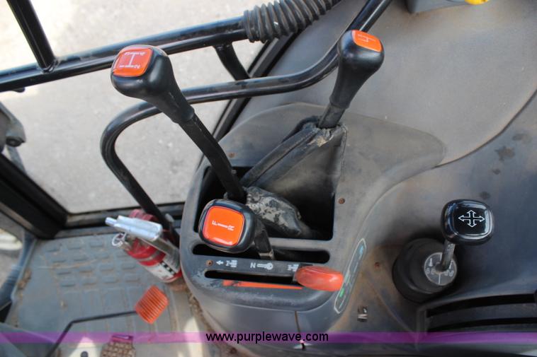 image for item H6909 1999 Ford New Holland TS100 tractor