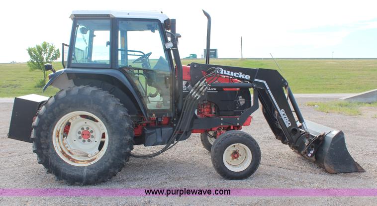 image for item H6910 1999 Ford New Holland TS100 tractor