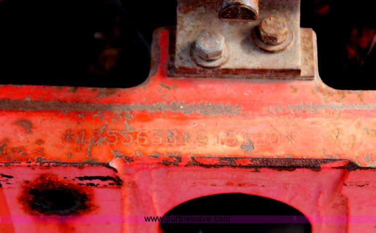 image for item H6910 1999 Ford New Holland TS100 tractor