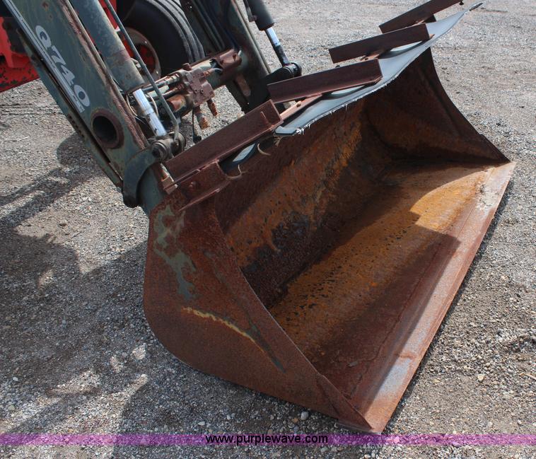 image for item H6915 1998 Ford New Holland 6640SL tractor