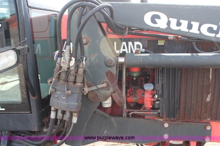 image for item H6915 1998 Ford New Holland 6640SL tractor