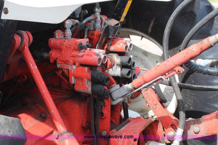 image for item H6915 1998 Ford New Holland 6640SL tractor