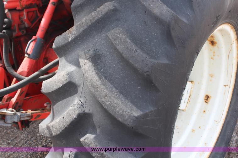 image for item H6915 1998 Ford New Holland 6640SL tractor