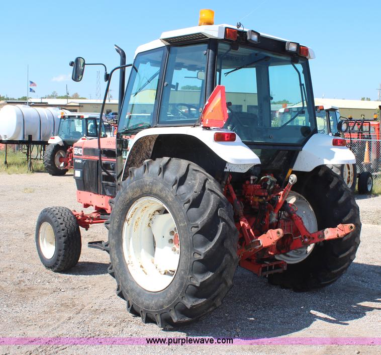 image for item H6916 1998 Ford New Holland 6640SL tractor