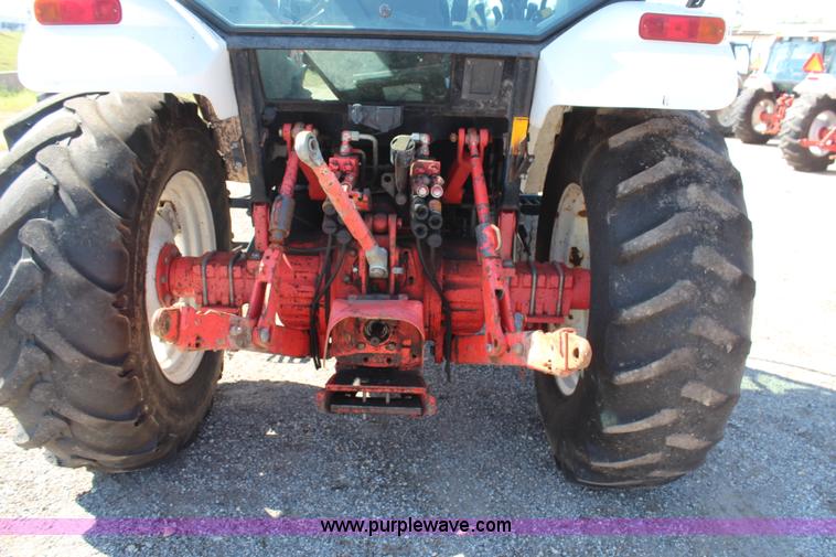 image for item H6916 1998 Ford New Holland 6640SL tractor