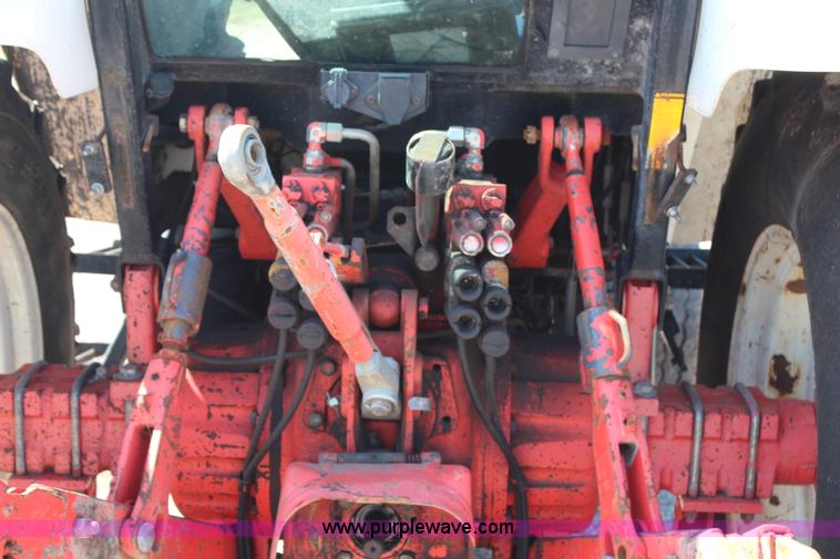 image for item H6916 1998 Ford New Holland 6640SL tractor