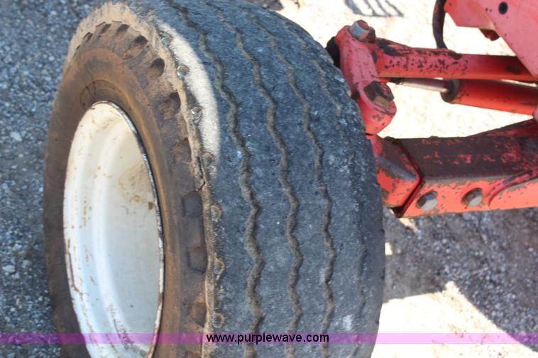 image for item H6916 1998 Ford New Holland 6640SL tractor