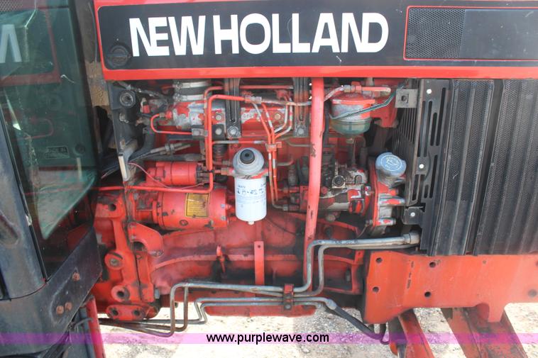 image for item H6917 1996 Ford New Holland 6640SL tractor