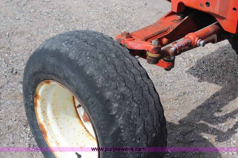 image for item H6917 1996 Ford New Holland 6640SL tractor