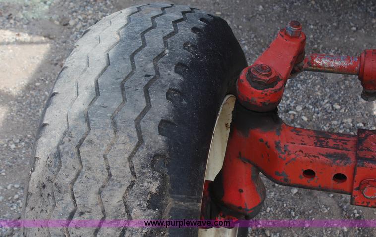 image for item H6917 1996 Ford New Holland 6640SL tractor