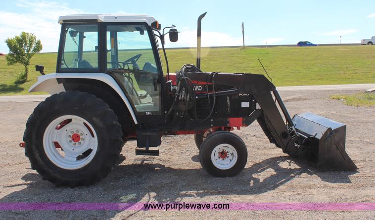 image for item H6918 1998 Ford New Holland 6640SL tractor