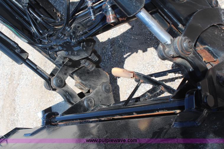 image for item H6918 1998 Ford New Holland 6640SL tractor