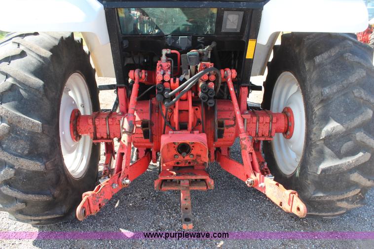 image for item H6918 1998 Ford New Holland 6640SL tractor