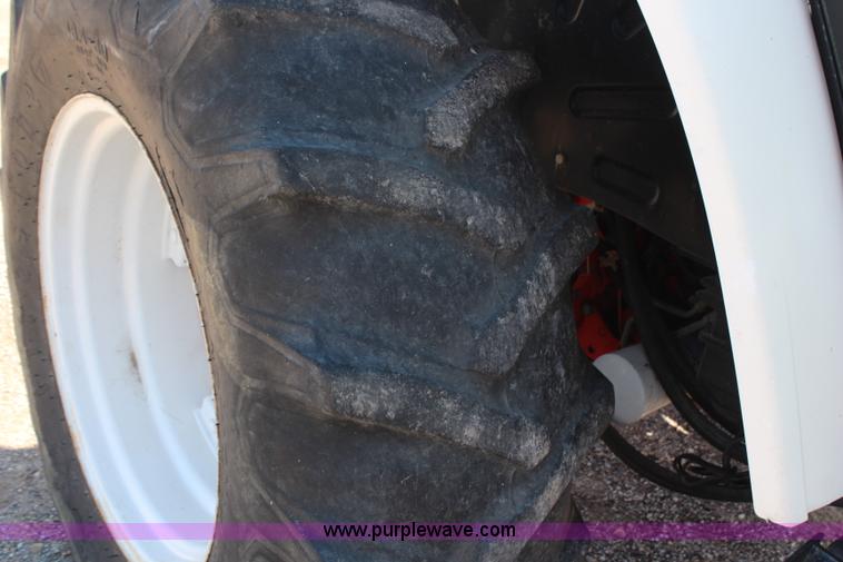 image for item H6918 1998 Ford New Holland 6640SL tractor