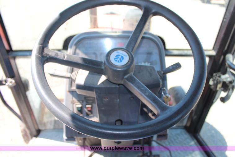 image for item H6919 1998 Ford New Holland 6640SL tractor