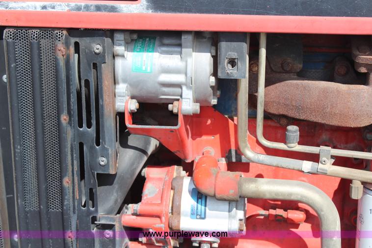 image for item H6920 1998 New Holland 6640SL tractor