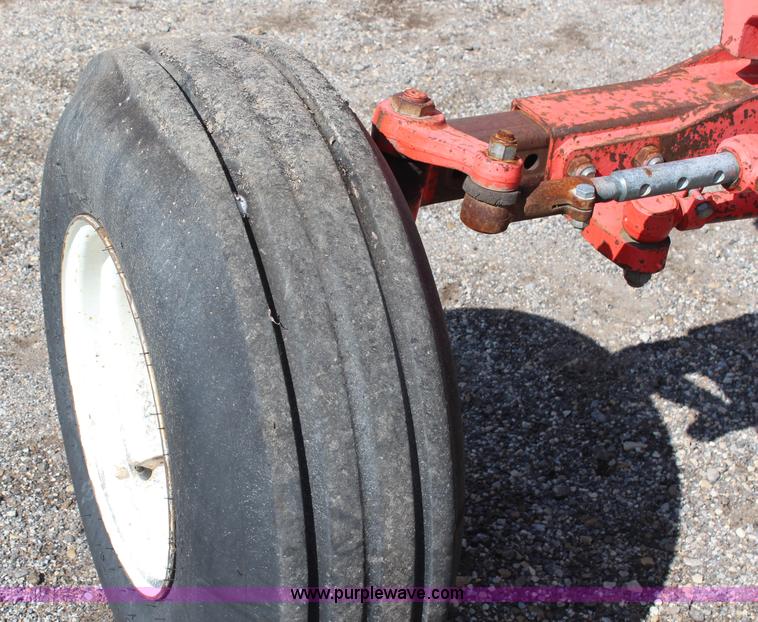 image for item H6920 1998 New Holland 6640SL tractor