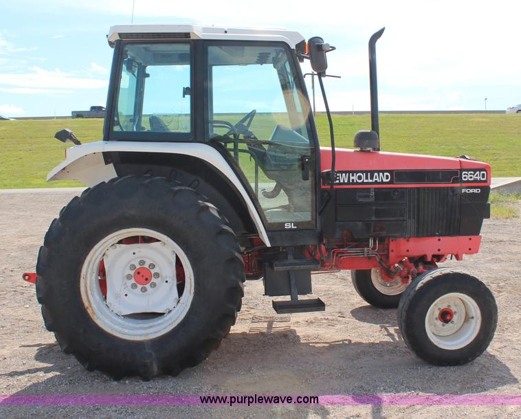 image for item H6921 1998 Ford New Holland 6640SL tractor