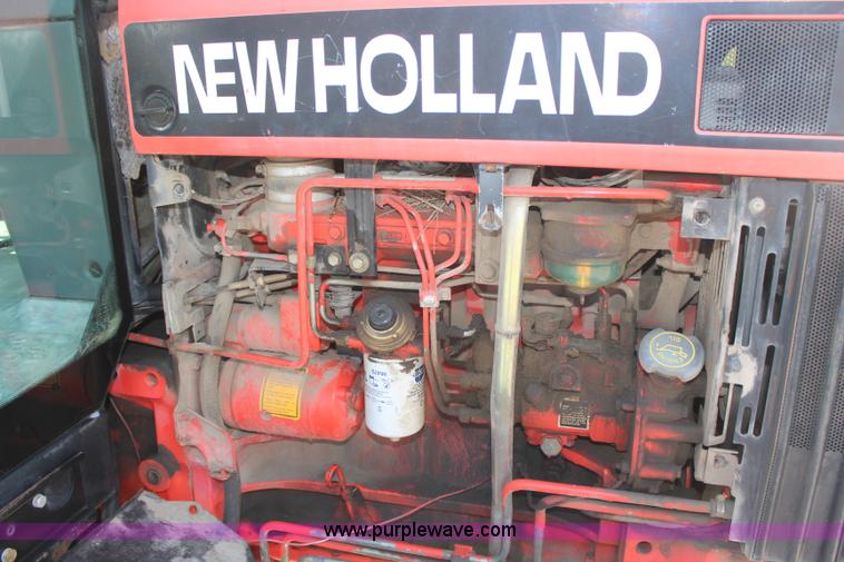 image for item H6921 1998 Ford New Holland 6640SL tractor