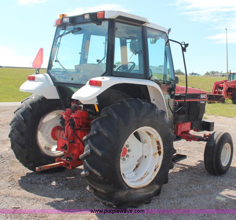 image for item H6922 1997 Ford New Holland 6640SL tractor