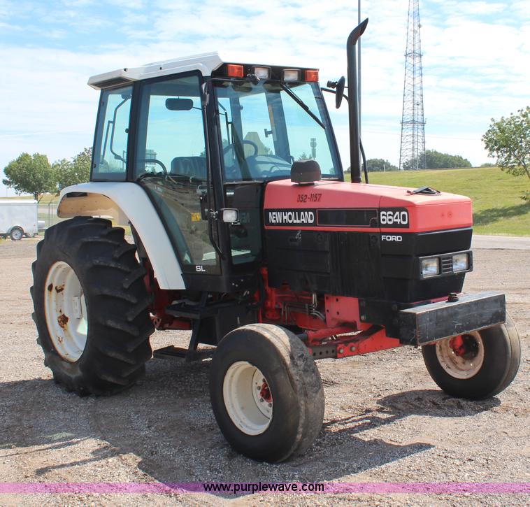 image for item H6922 1997 Ford New Holland 6640SL tractor