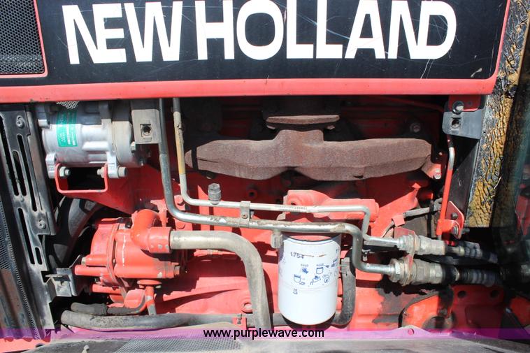 image for item H6922 1997 Ford New Holland 6640SL tractor
