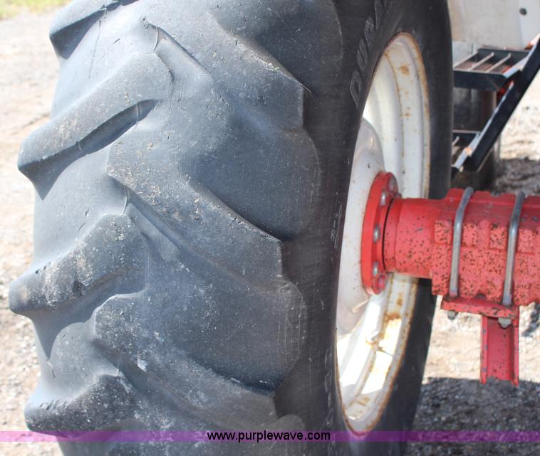 image for item H6922 1997 Ford New Holland 6640SL tractor