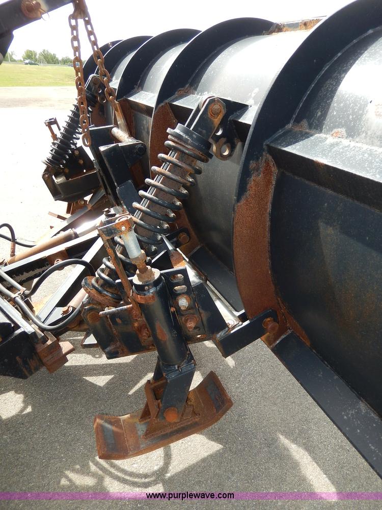 image for item H6935 1999 International 4900 dump truck