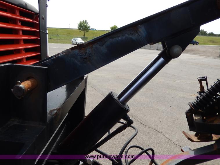 image for item H6935 1999 International 4900 dump truck