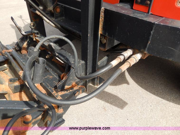 image for item H6935 1999 International 4900 dump truck