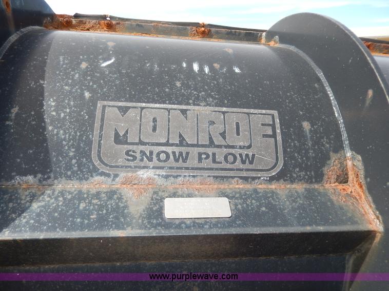 image for item H6935 1999 International 4900 dump truck