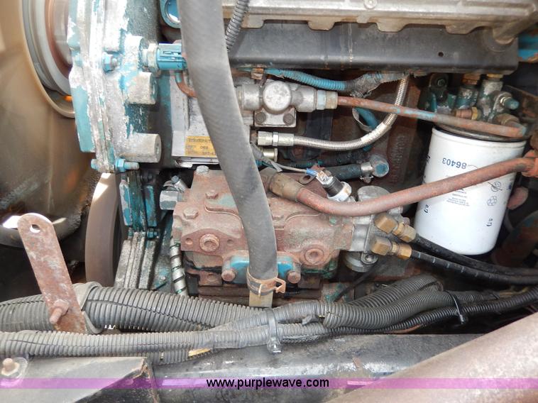 image for item H6936 1999 International 4900 dump truck