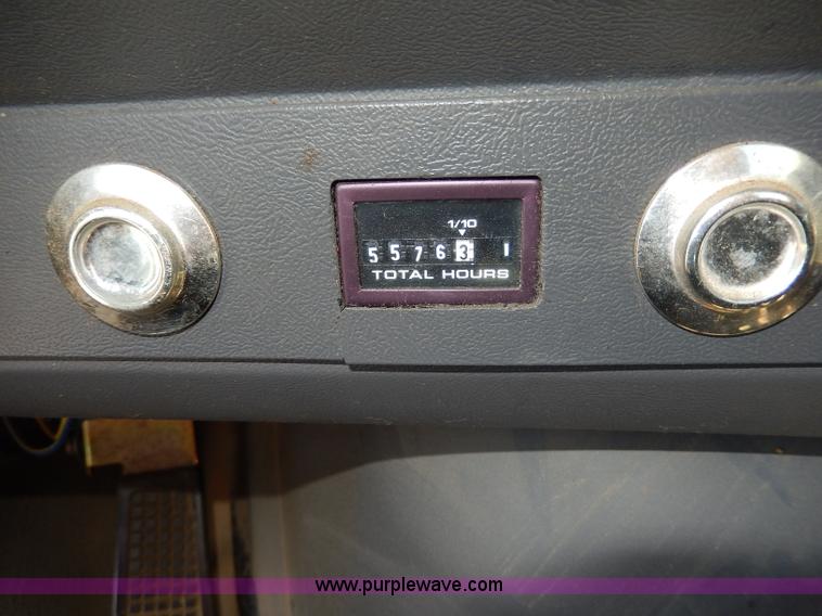 image for item H6945 1997 Ford LTS9000 semi truck