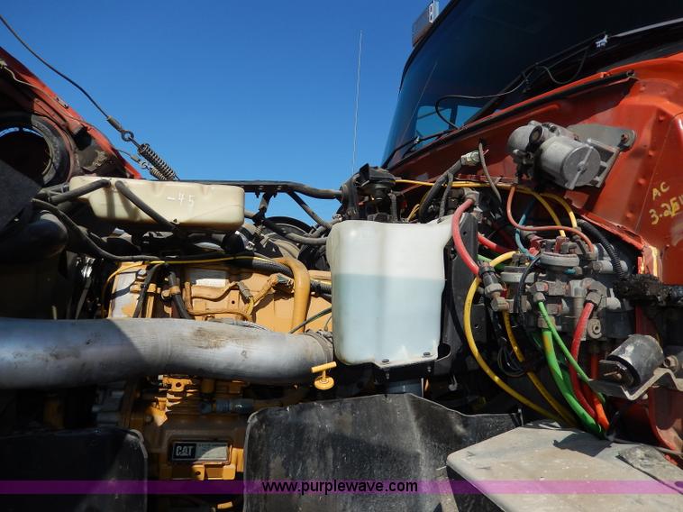 image for item H6945 1997 Ford LTS9000 semi truck