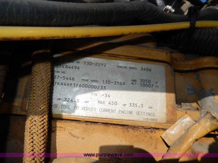 image for item H6945 1997 Ford LTS9000 semi truck