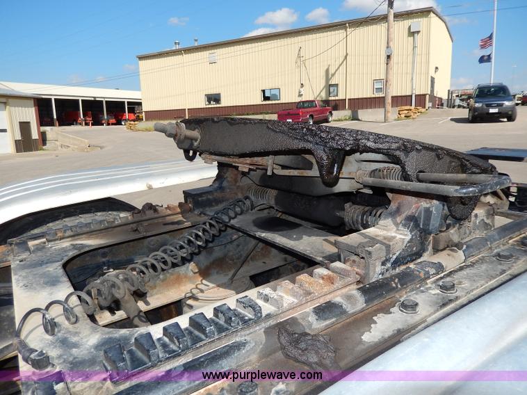 image for item H6945 1997 Ford LTS9000 semi truck